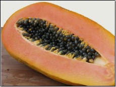 1/2 Papaya ca.750g (1kg=6Euro)